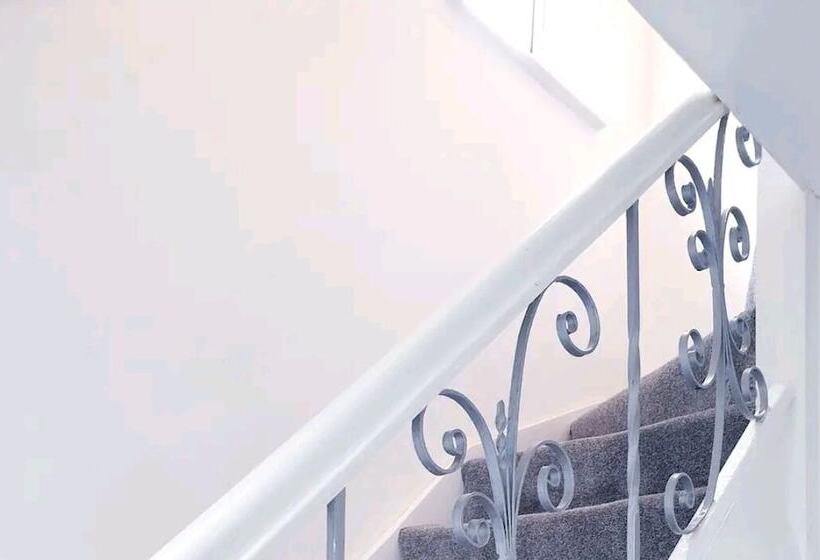 レジデンス Beautiful 3 Bed House In Birmingham