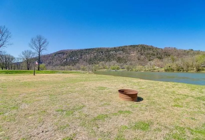 Riverfront Mountain View Cabin W/ Deck & Grill!