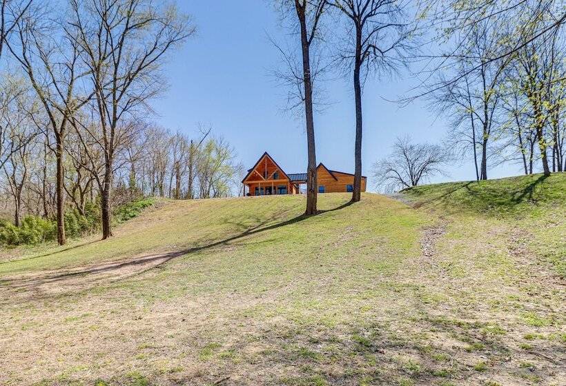 Riverfront Mountain View Cabin W/ Deck & Grill!