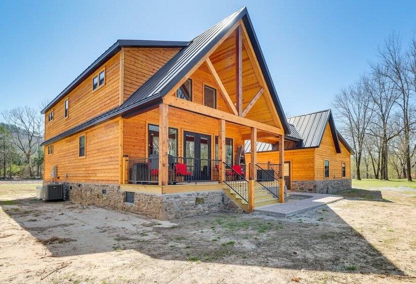 Riverfront Mountain View Cabin W/ Deck & Grill!