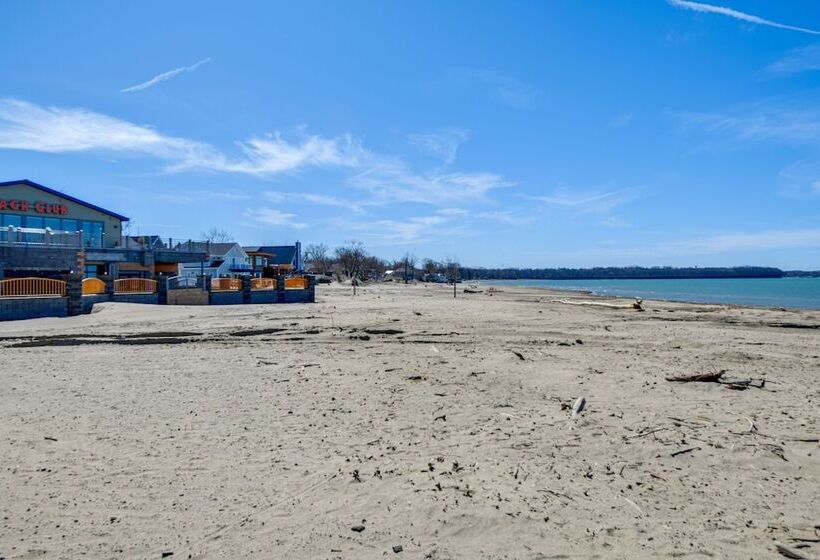 Sunset Bay Cottage W/ Fire Pit: Walk To Beach!