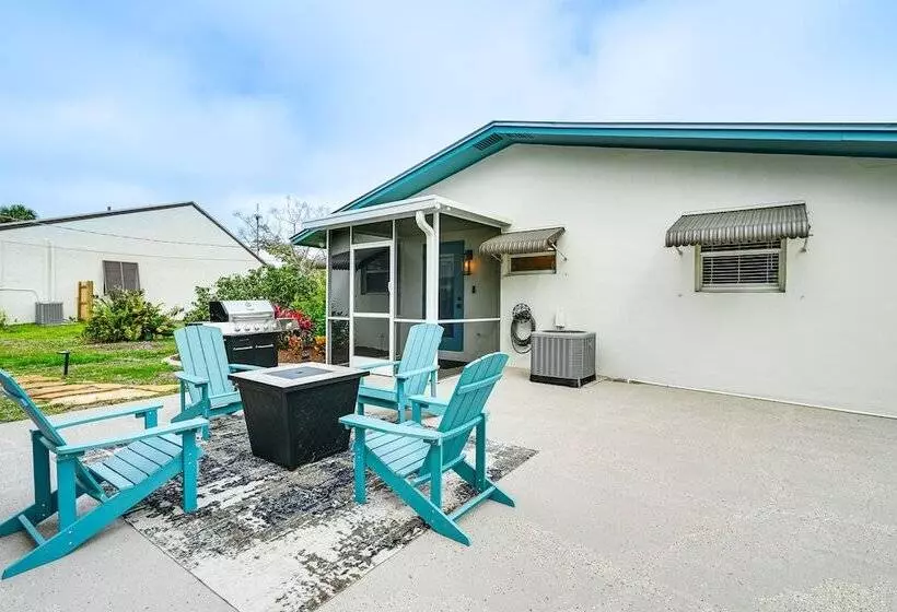Updated Punta Gorda Home ~ 1 Mi To Laishley Park!