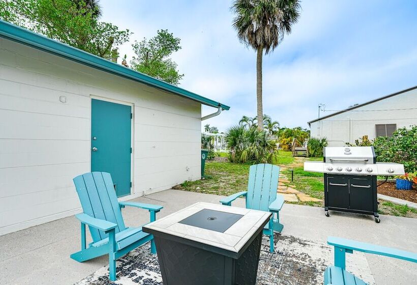 Updated Punta Gorda Home ~ 1 Mi To Laishley Park!