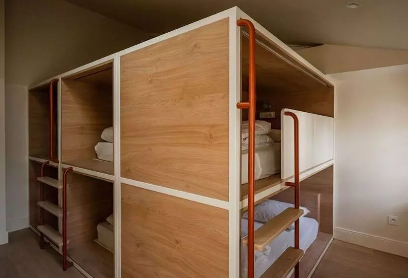 هاستل Central La Rochelle