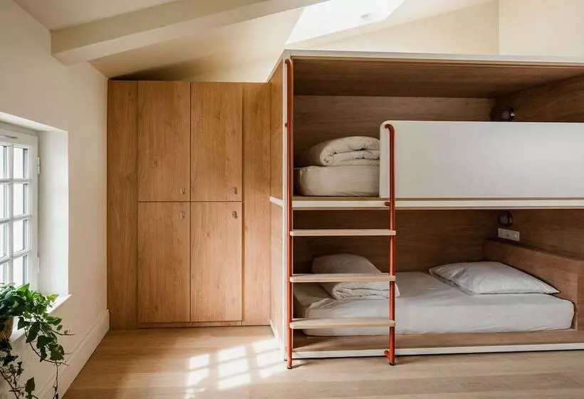 هاستل Central La Rochelle