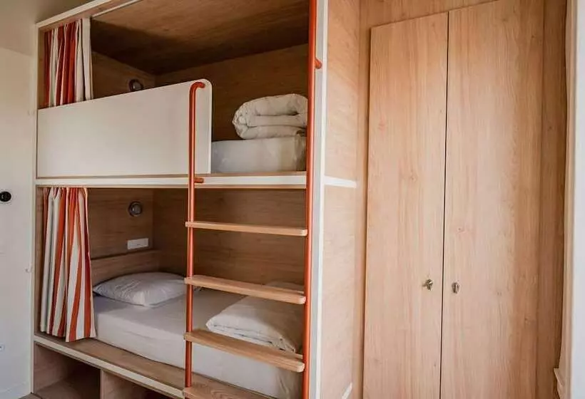 هاستل Central La Rochelle