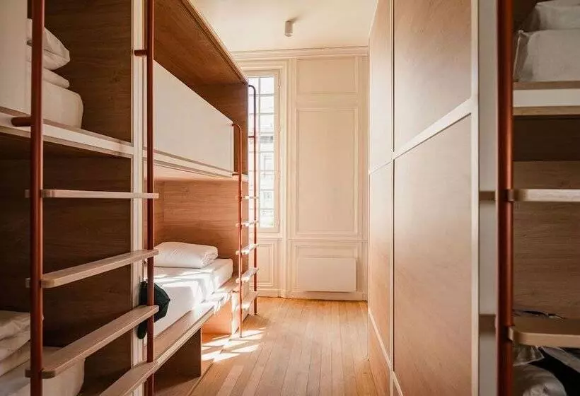 هاستل Central La Rochelle