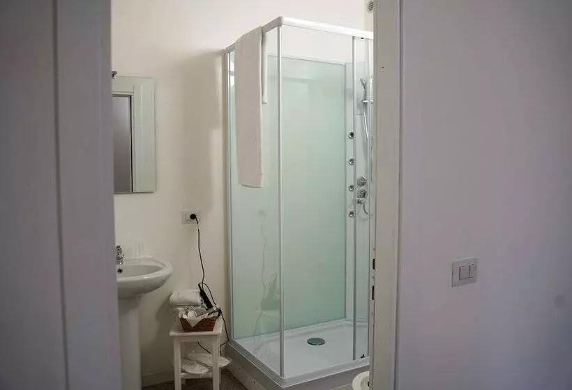 ベッドアンドブレックファースト Boccadoro Rooms