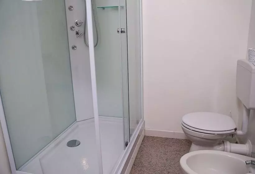 ベッドアンドブレックファースト Boccadoro Rooms