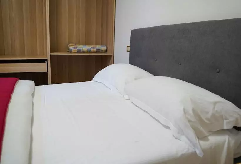 ベッドアンドブレックファースト Boccadoro Rooms