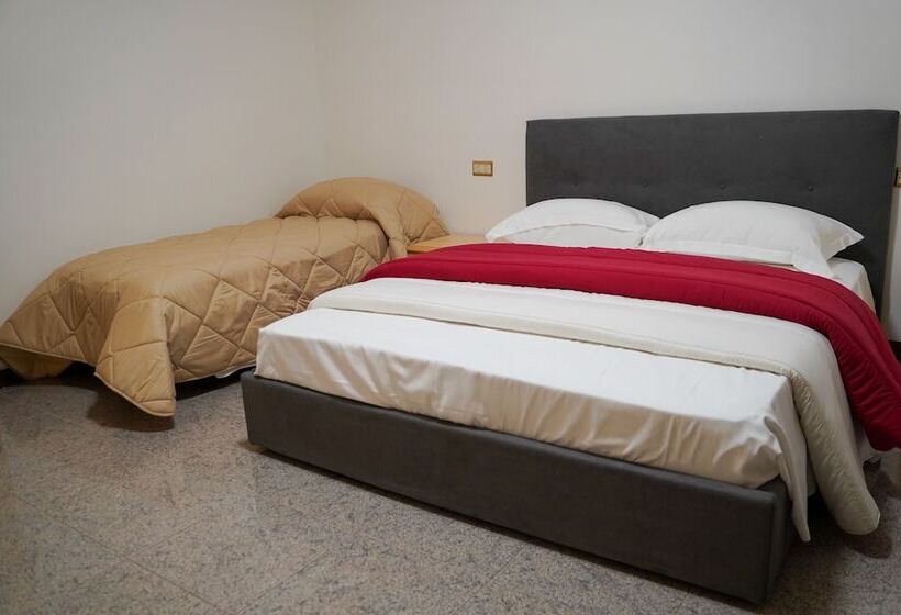 민박 Boccadoro Rooms