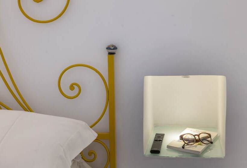 ベッドアンドブレックファースト Gheba Suites