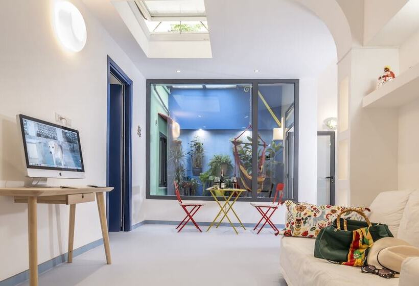 ベッドアンドブレックファースト Gheba Suites