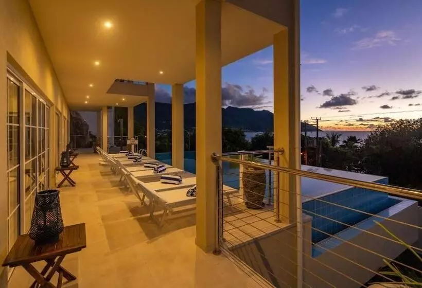 تختخواب و صبحانه Villa Panoramic Seaview
