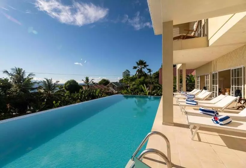 تختخواب و صبحانه Villa Panoramic Seaview