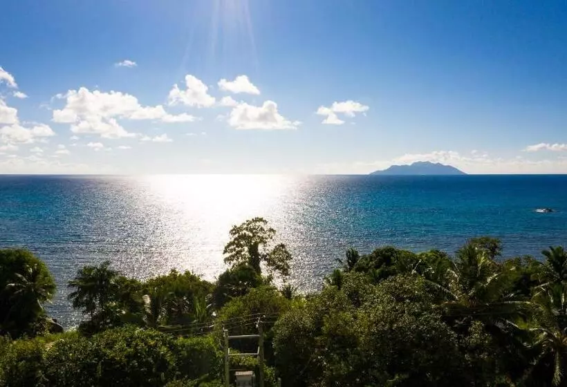 تختخواب و صبحانه Villa Panoramic Seaview