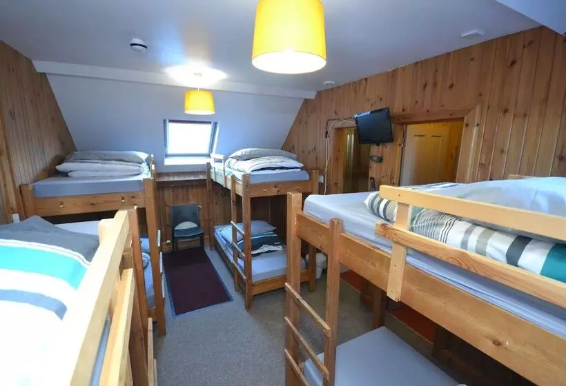 Blackwater Hostel And Campsite