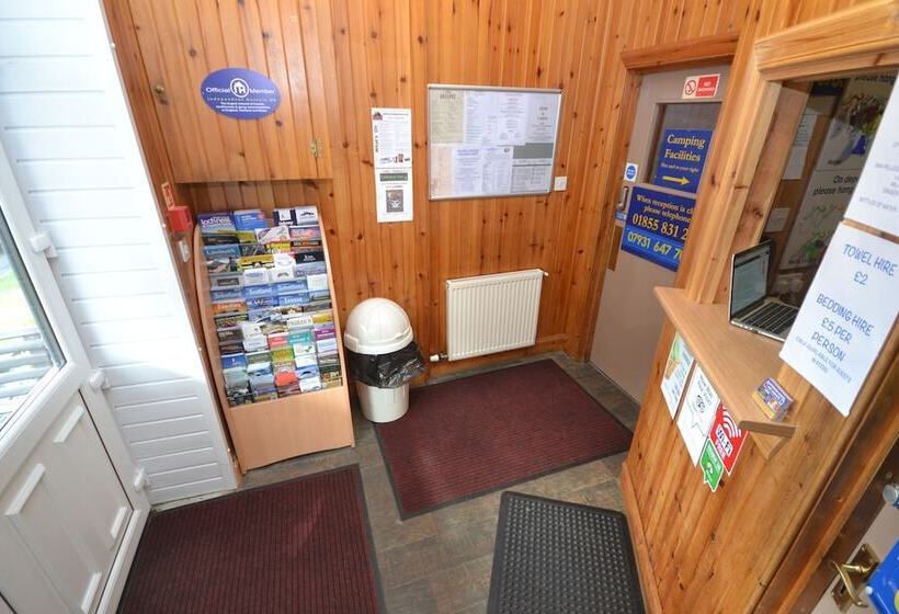 Blackwater Hostel And Campsite