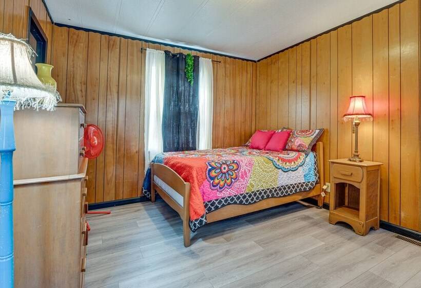 Cozy New Braunfels Retreat W/ Lake Dunlap Access