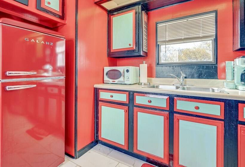 Cozy New Braunfels Retreat W/ Lake Dunlap Access