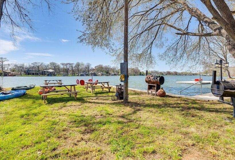 Cozy New Braunfels Retreat W/ Lake Dunlap Access