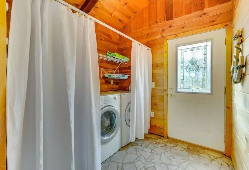 Duck And Bug S Cabin  On Boone Lake W/ Boat Dock!