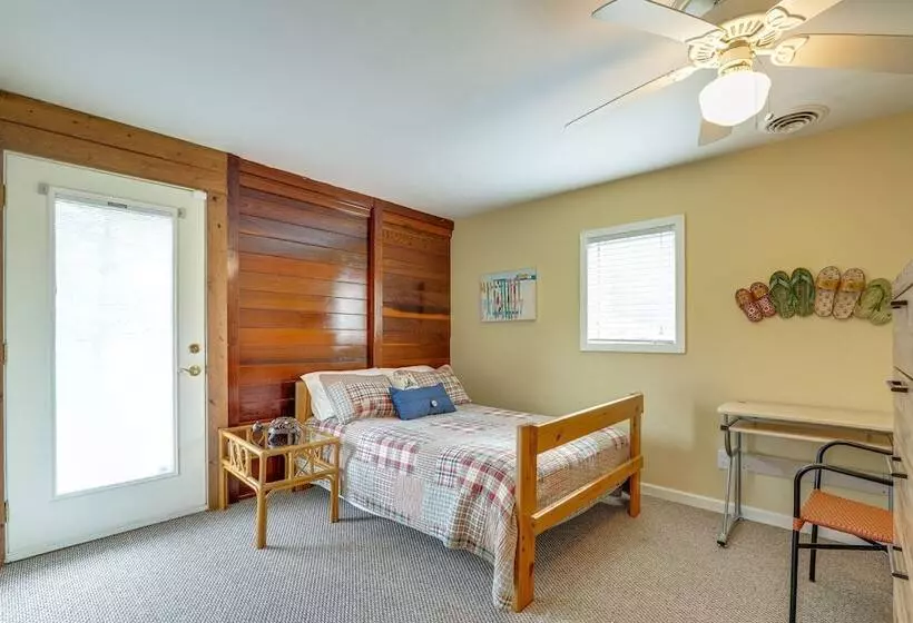 Duck And Bug S Cabin  On Boone Lake W/ Boat Dock!