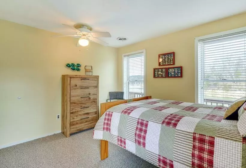 Duck And Bug S Cabin  On Boone Lake W/ Boat Dock!