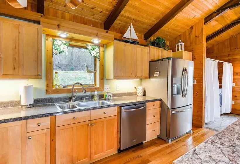 Duck And Bug S Cabin  On Boone Lake W/ Boat Dock!