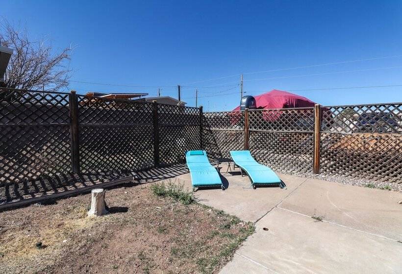 Elephant Butte Home W/ Propane Grill: 1 Mi To Lake