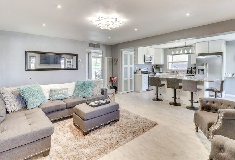 Elephant Butte Home W/ Propane Grill: 1 Mi To Lake