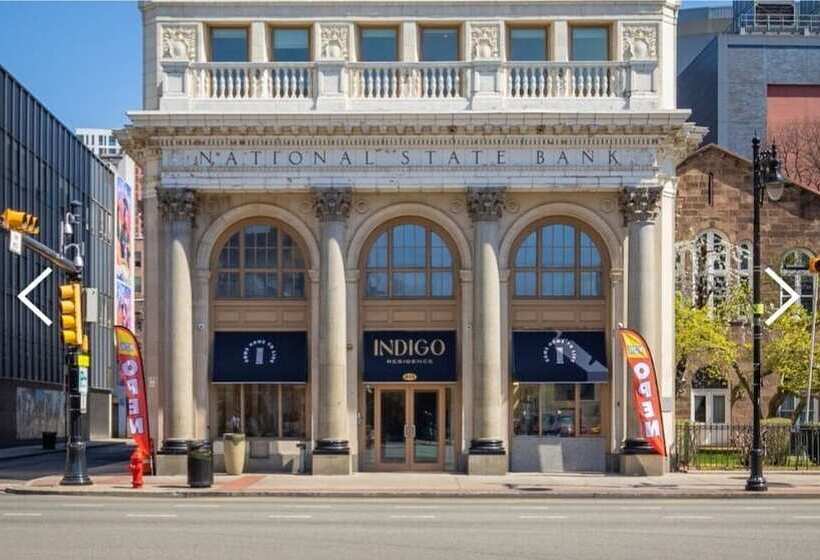 Elite Terrace   Spacious Apt W Terrace