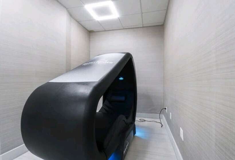 Elite Terrace   Spacious Apt W Terrace