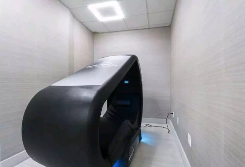 Elite Terrace   Spacious Apt W Terrace