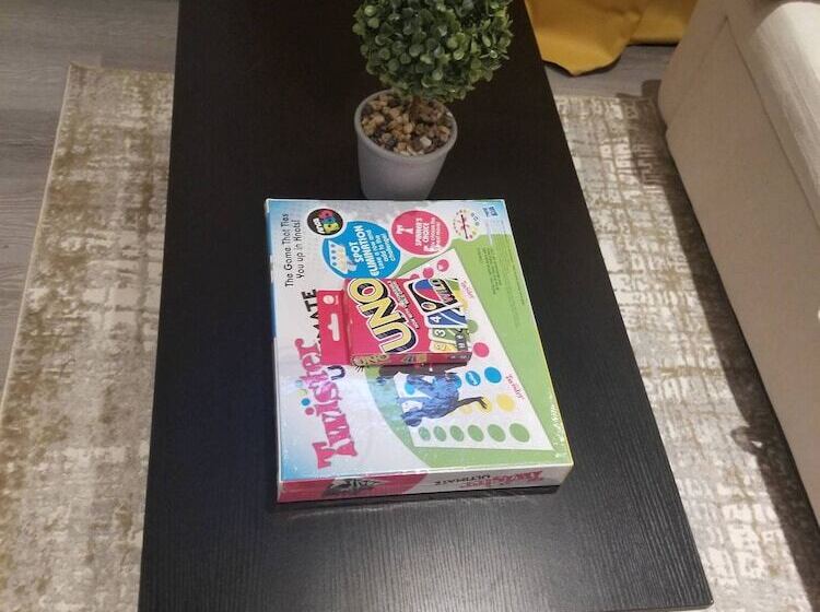 Elite Terrace   Spacious Apt W Terrace