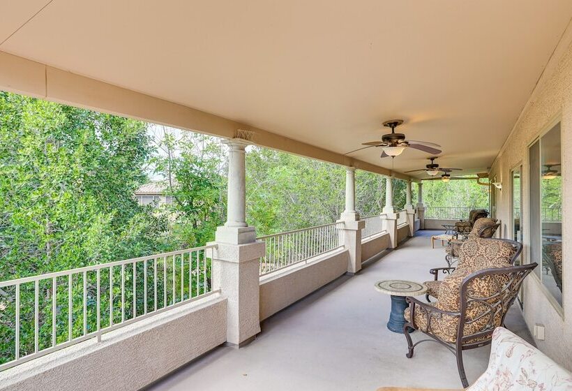 Expansive Peoria Home W/ Pool + Outdoor Kitchen!