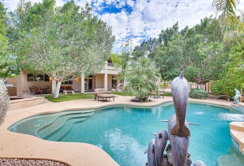 Expansive Peoria Home W/ Pool + Outdoor Kitchen!