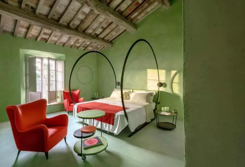 簡易ホテル Monteverdi Tuscany