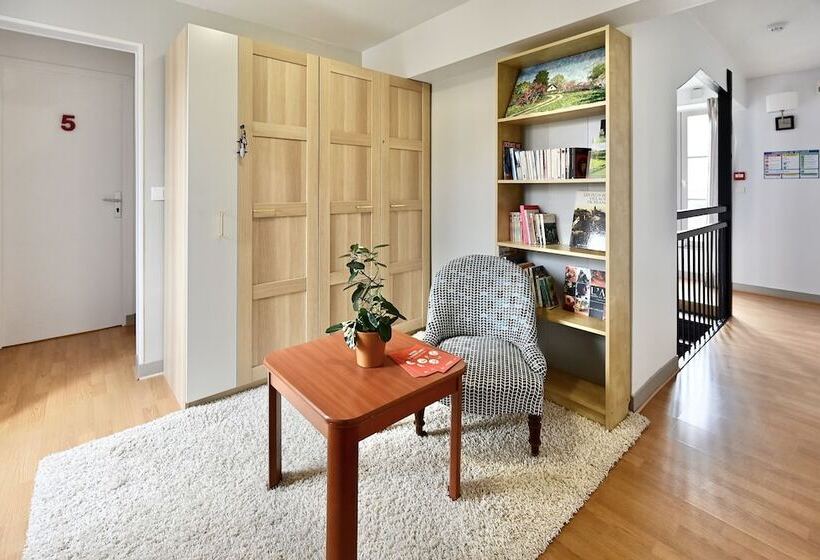 Отель Hôtel   La Cuisine Des Lulus