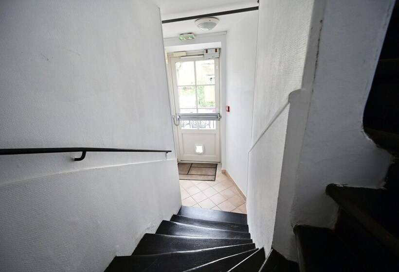 Отель Hôtel   La Cuisine Des Lulus