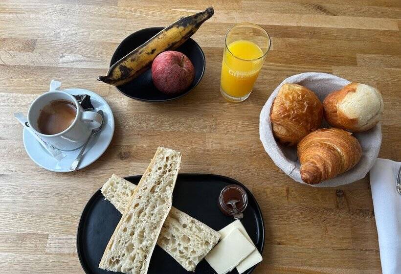 Отель Hôtel   La Cuisine Des Lulus