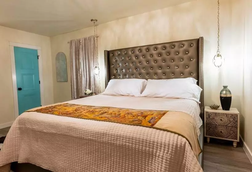Hotelli La Rivera Experience Resort