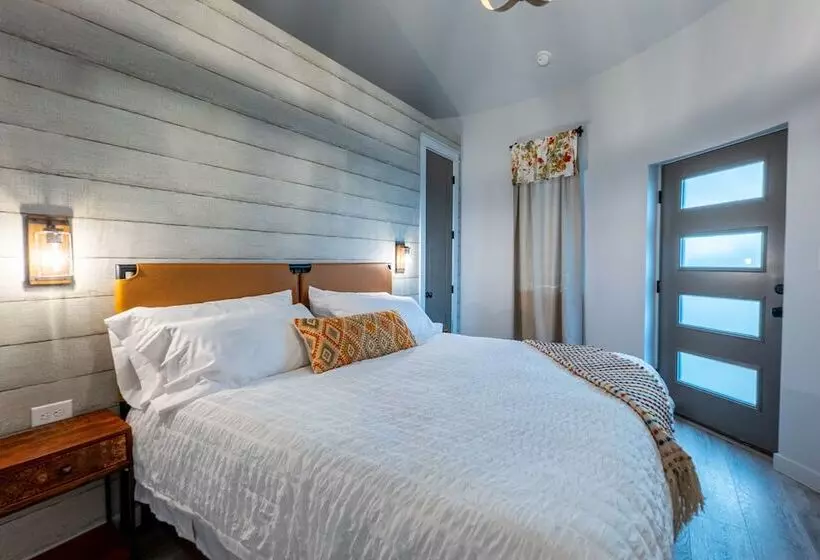 Hotelli La Rivera Experience Resort