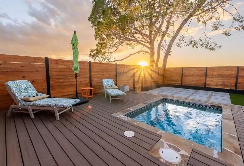 Hotelli La Rivera Experience Resort