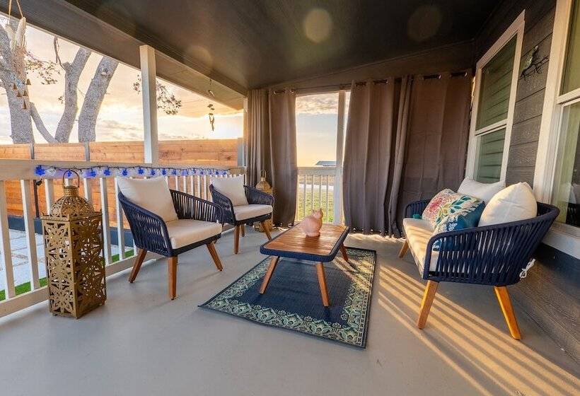 בית מלון כפרי La Rivera Experience Resort