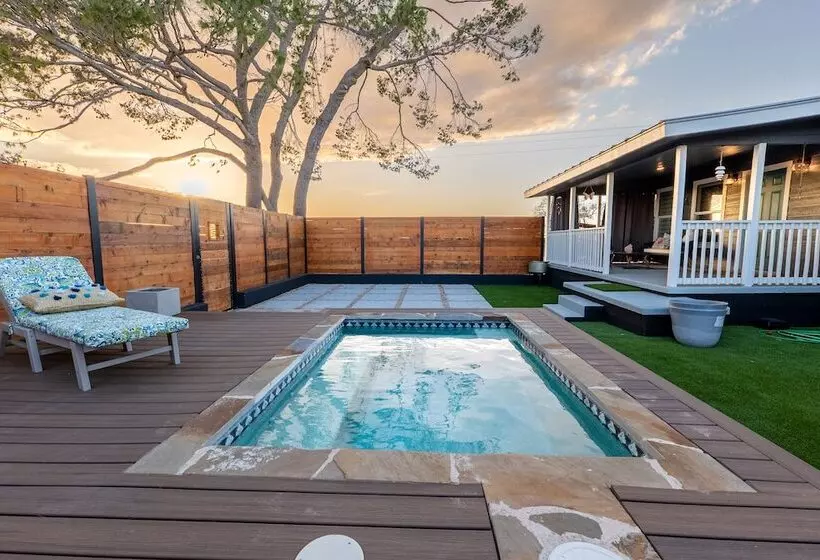 Hotelli La Rivera Experience Resort