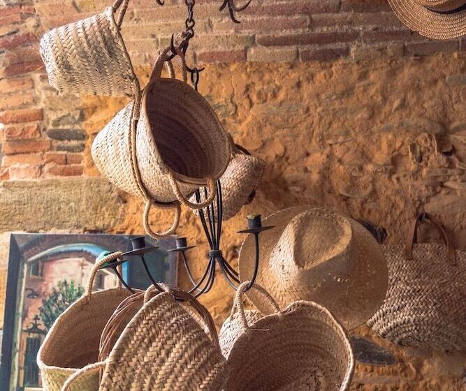 ホテル Mas Gran De Cruïlles Mas Rural