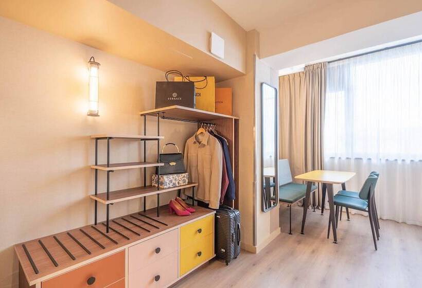 ホテル Yuna Montmartre   Apart