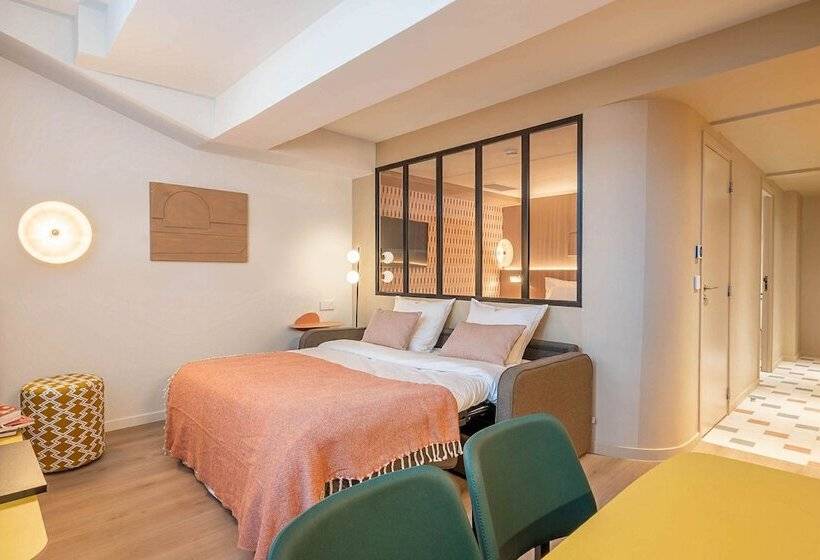 ホテル Yuna Montmartre   Apart