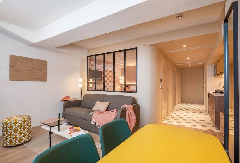 ホテル Yuna Montmartre   Apart